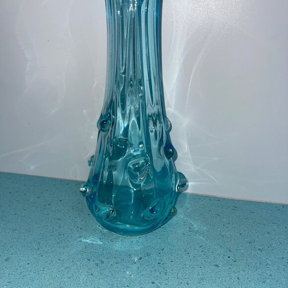 L E Smith Vintage MCM Hobnail Stretch Peacock Blue Art Glass Vase Decor - Picture 3 of 8
